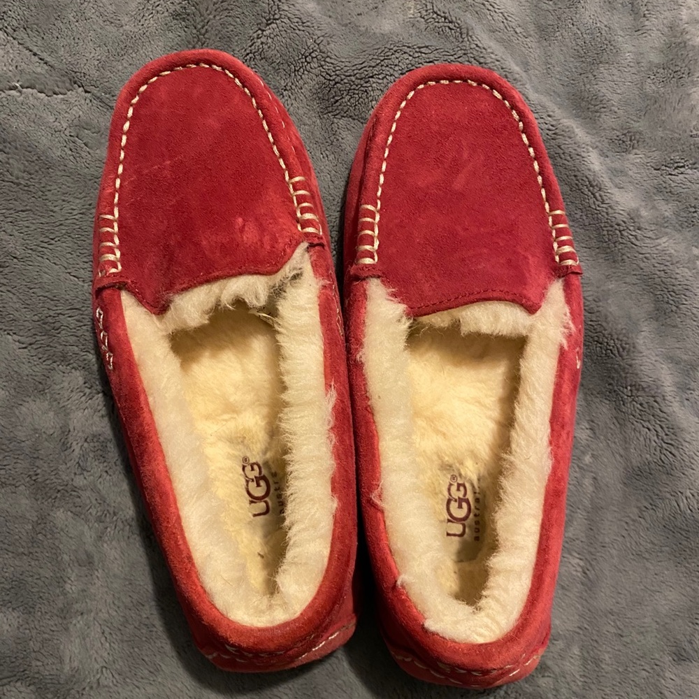Ugg Slippers - Picture 5 of 5